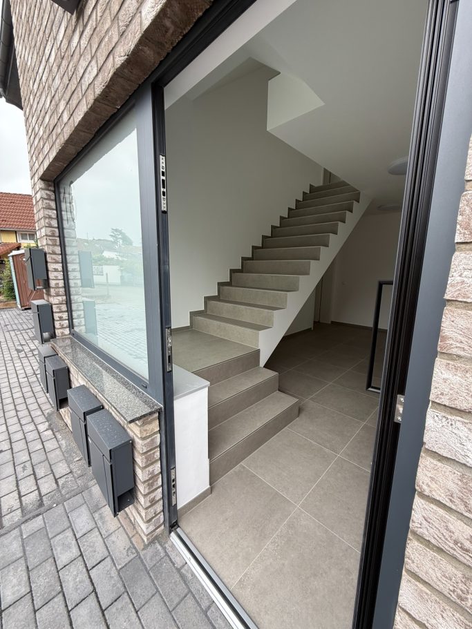 EIngangsbereich 24/25